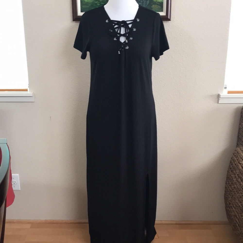 Torrid black jersey lace up tshirt maxi